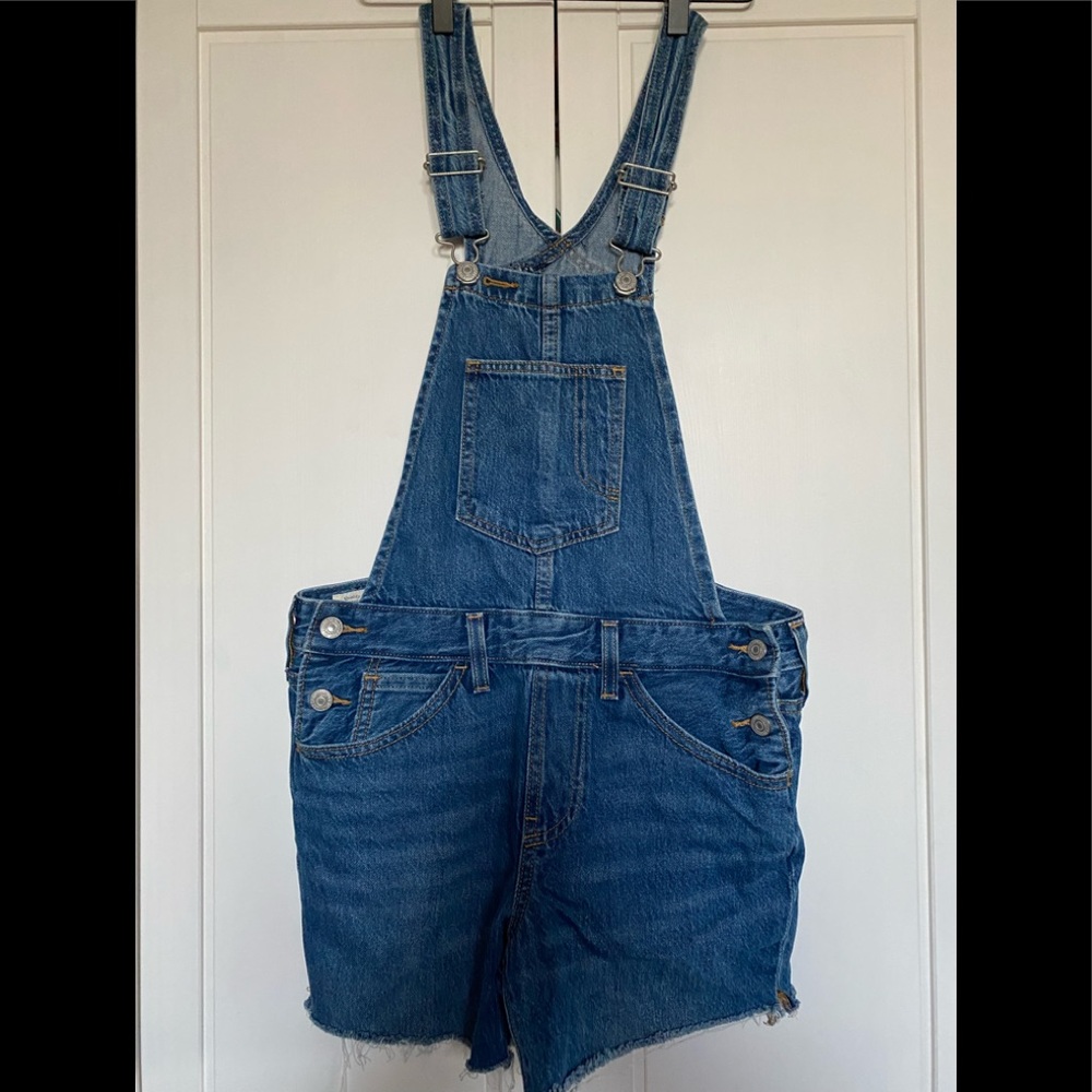 LEVIS SHORTALL